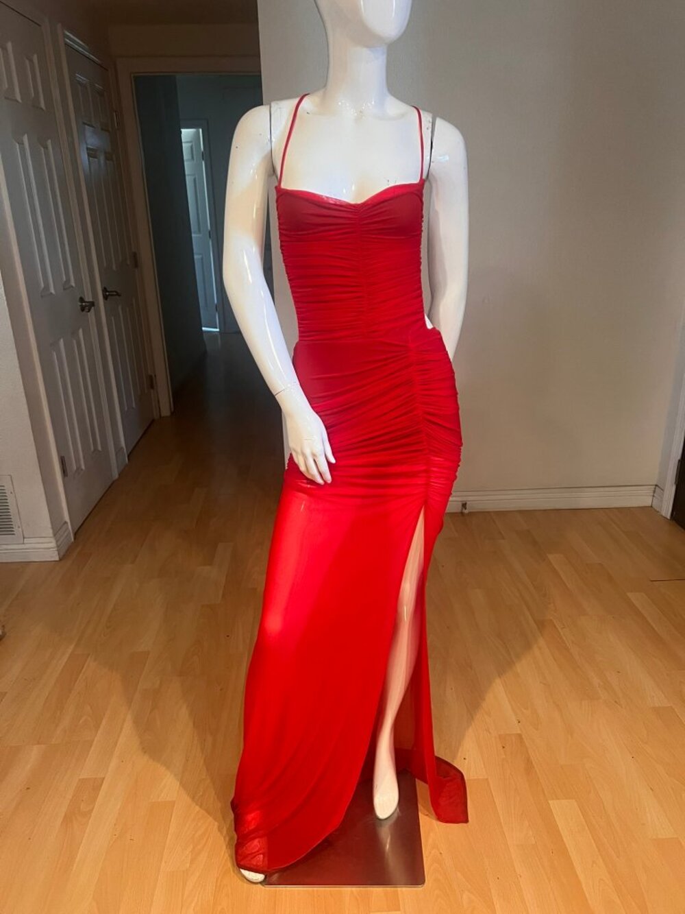 $198 MICHAEL COSTELLO X REVOLVE FOLLIE GOWN RED CUT DRESS SIZE S SMALL